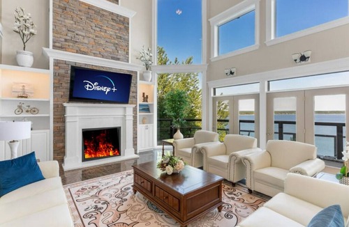 Lion's Head House | 4 Bedroom Estate Home on 300' Cliff: Panoramic views of Georgian Bay