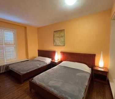 Upper Jarvis House | 49 Hostel