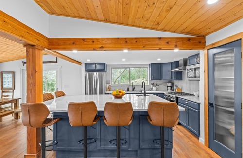 Post Falls Cabin | 5-Acre Cabin. 1 Min to River Access & Downtown Post Falls. Near CDA