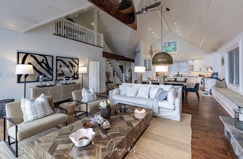 Muskoka Lakes Cottage | 6 bed 4 bath cottage on Lake Joseph