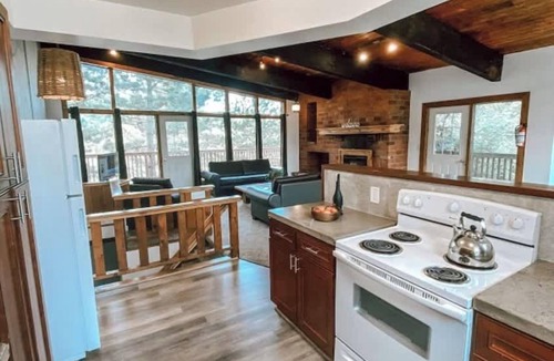 The Blue Mountains Cottage | 6 BR Cottage@Blue|Private Beach|Hot Tub|Sauna