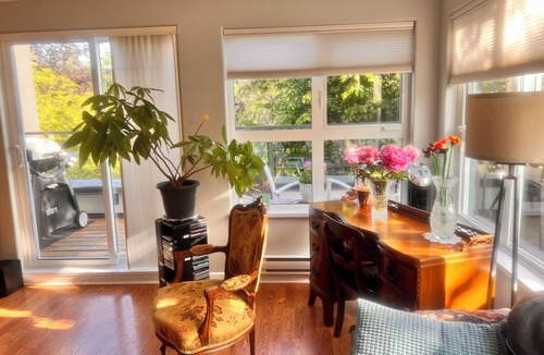 White Rock Condo | 6 month WINTER rental of personal home in East Beach, White Rock, BC, Canada