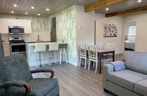 Sooke Hotel | 6 Units with Waterfront and Beach Access - Sleeps up to 20 Guests