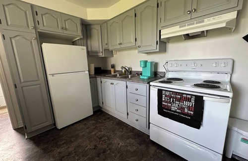Terra Nova Apartment | A clean, comfortable and pet-friendly St. John's home base just 8 minutes from downtown. This well-equipped 1BR lower-level apt sleeps 3 (2 adults + 1 child), with a full kitchen, laundry and private entrance—ideal for exploring the city and beyond.