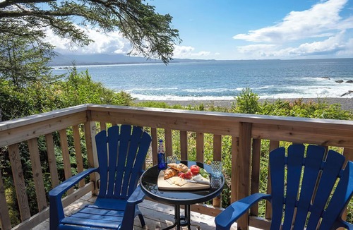 Nootka Cabin | A cozy cabin retreat in Yuquot on Nootka Island with stunning beach views