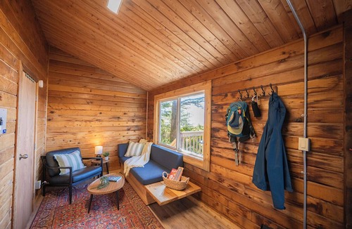 Nootka Cabin | A cozy cabin retreat in Yuquot on Nootka Island with stunning beach views