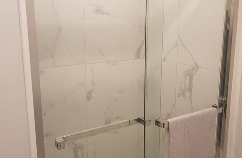 Markham House | A home for a getaway Located in markham with 3 bedrooms and 3 washrooms .