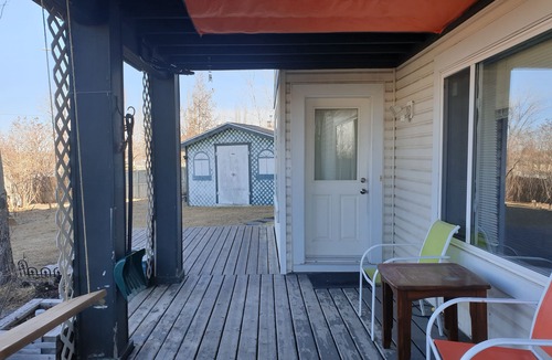 Shawnessy Apartment | A modern Legal furnished 2BR 1B Suite. Your ideal vacation home in SW Calgary AB