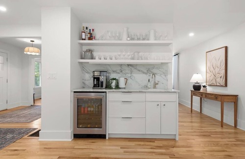 Wolfville House | A property for large families - stay together.