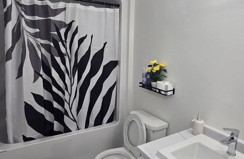 Moncton Apartment | A Traveler's Haven Close to restaurants popular & fun-filled convergence points.