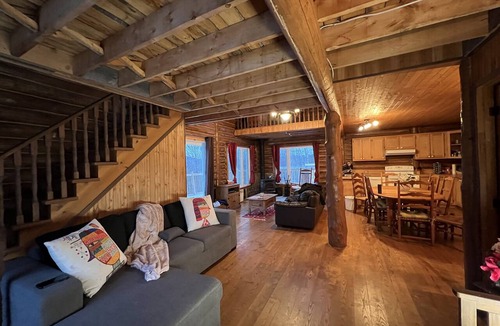Mandeville House | A true paradise, ideal for a gathering and for outdoor enthusiasts.