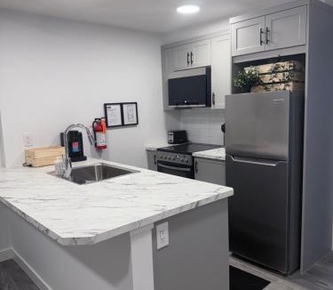 Southeast Calgary Apartment | A very cozy 2-bedroom apartment
