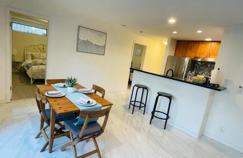 Fraserview Apartment | Adorable 2-Bedroom Basement in Vancouver