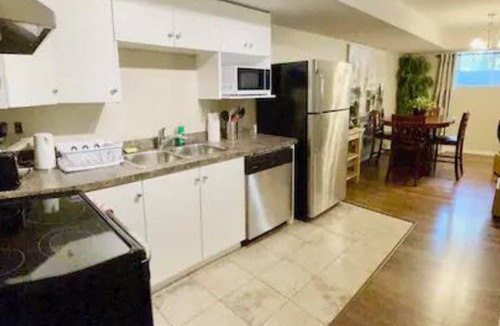 Northwest Edmonton House | Adorable 2-bedroom place with in-suite laundry