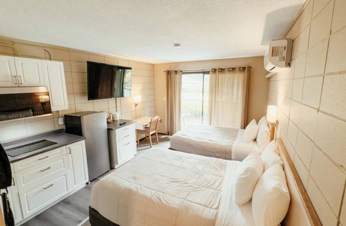 Port Hardy Hotel | Airport Inn