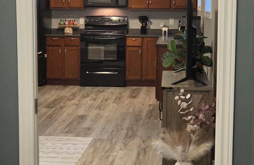 Terra Nova Apartment | Airport Landings - Your Gateway to Comfort
