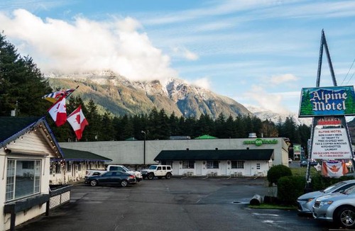 Hope Hotel | Alpine Motel