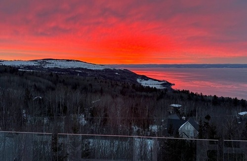 Saint-Joseph-de-la-Rive House | Amazing view of the St-Lawrence River