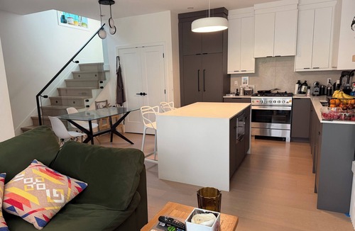 Hastings House | Amazing house close to PNE - lovely outdoor space