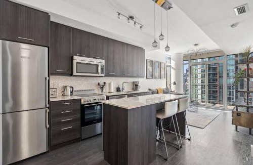 Old Town Apartment | Amazing View 2BR St Lawrence Market Condo, Downtown Toronto