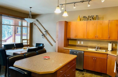 Apex Mountain Condo | Apex Mountain ~ Lazy Bear Lodge