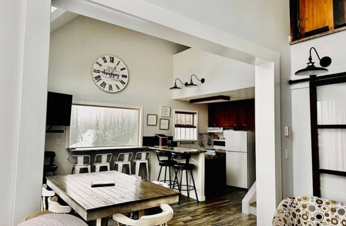 Okanagan-Similkameen Condo | Apex Mountain~Slopeside Haven