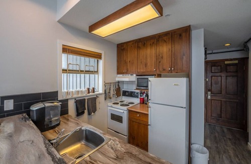 Okanagan-Similkameen Condo | Apex Mountain~Slopeside Haven