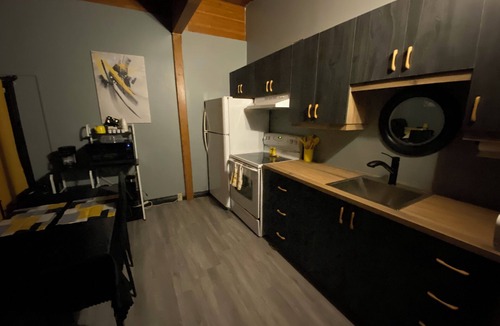 St-Raphael-de-Bellechasse Apartment | Appartement complet avec 1 chambre très lumineux et chaleureux. n