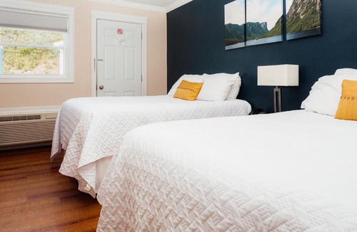 Arnold's Cove Hotel | Arnold's Cove Inn