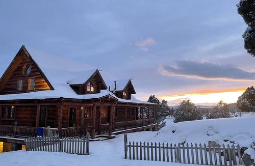 Eagle Cabin | Authentic Log Cabin