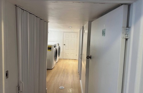 Scarborough House | Basement Bedroom for Rent – All Utilities Included, Near Scarborough Bluffs!