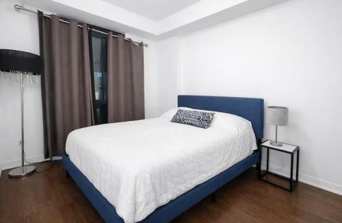 Shaughnessy Village Apartment | Beautiful 2br appartment in downtown Montreal with free underground parking