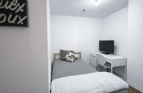 Shaughnessy Village Apartment | Beautiful 2br appartment in downtown Montreal with free underground parking