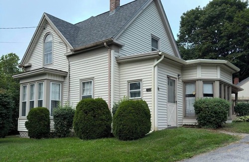 Owls Head House | Beautiful 3-bedroom house in Owls Head perfect for relaxing stays