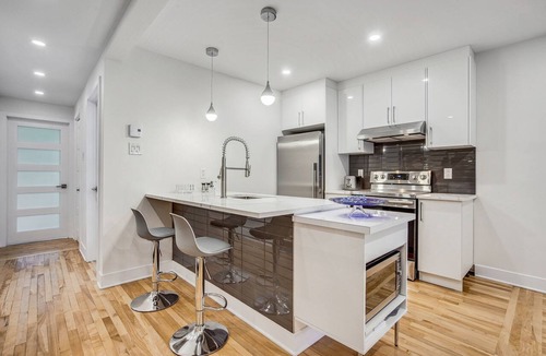 Hochelaga-Maisonneuve Apartment | Beautiful apartment. Very safe neighborhood. Close to public transportation and amenities.