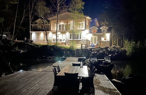 North Kawartha Cottage | Beautiful Chandos Lake