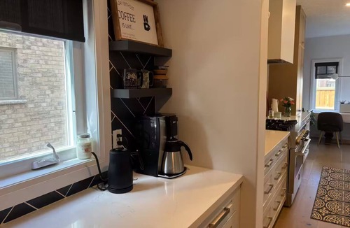 Collingwood House | Beautiful Collingwood home!