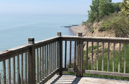 Wheatley Cottage | Beautiful cottage with private beach
