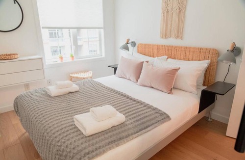King West Village House | Beautiful Home in King West Village