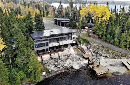 Hearst House | Beautiful lake house perfect for snowmobile trip or relaxing gateway