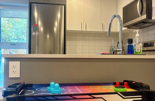 Shaughnessy Apartment | Beautiful, newly built garden suite. Close to everything! Perfect for families.