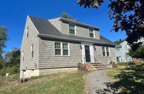 Orono House | Beautiful Renovated Home Walk to University of Maine in Orono
