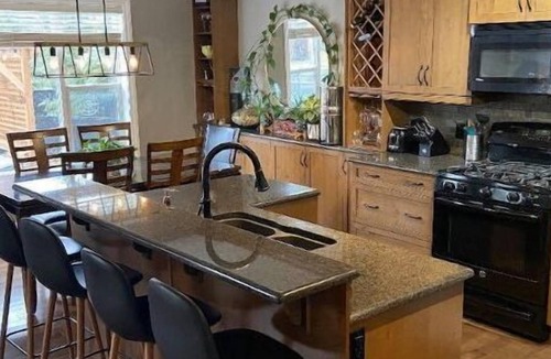 Southeast Calgary House | Beautiful SE home with Hot Tub