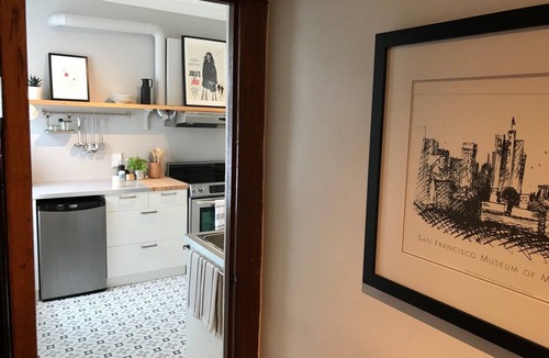Ahuntsic Apartment | Beautiful/vintage 9 rooms apartment on 2 floors!