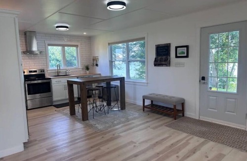 Bridgetown House | Beautiful Waterfront House on Annapolis River; 5 mins from Bridgetown!