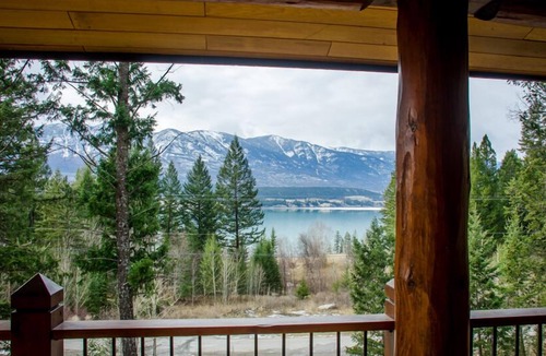 East Kootenay Cabin | Best Kept Secret in the Columbia Valley!