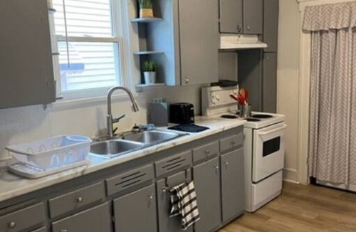 Walkerville House | Best Kept Secret in Walkerville! Cheerful 2BD Home