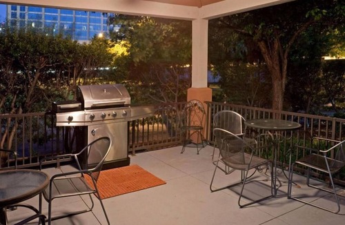 Far North Dallas Apartment | Best Value, Quality Stay! 2 Comfortable Units, Near Museum of Biblical Art