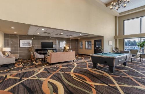 Fox Creek Hotel | Best Western PLUS Fox Creek