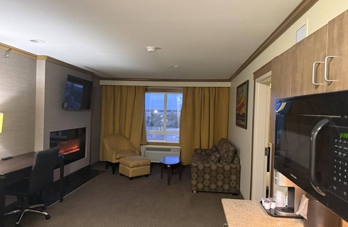 Camrose Hotel | Best Western Plus Rose Country Hotel